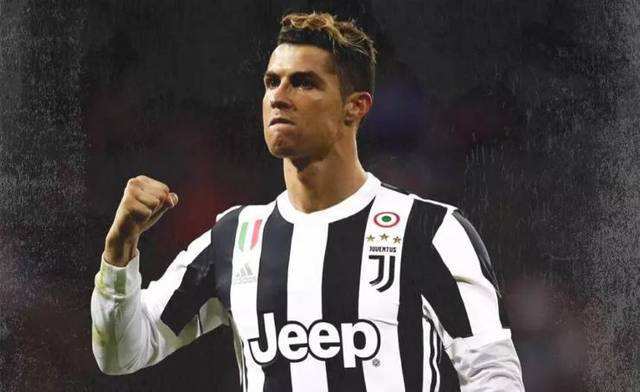 赵丽娜：走了70所学校，女孩踢球屈指可数；想让女孩踢球普及