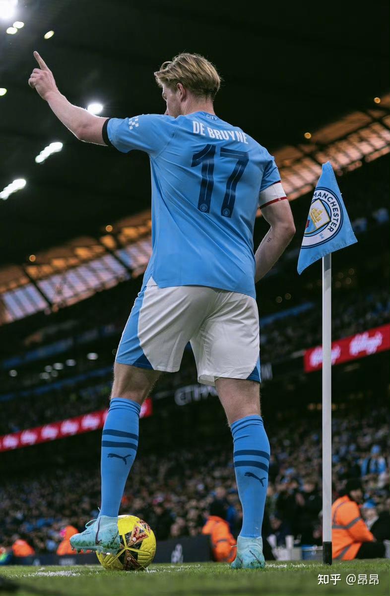 凯尔：比赛中阿德耶米被挑衅但保持了冷静，这说明他又成长了