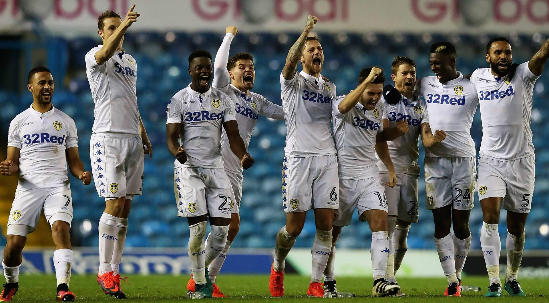 记者：丘库埃梅卡本人很想回到多特，但后者对其伤病史有顾虑