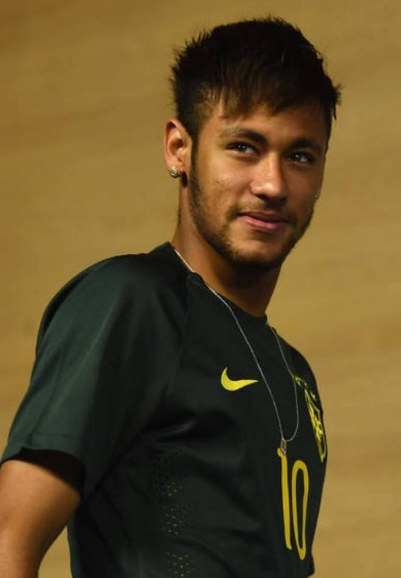 巴林U17vs中国U17：邝兆镭、万项首发，周雨诺、何思凡出战