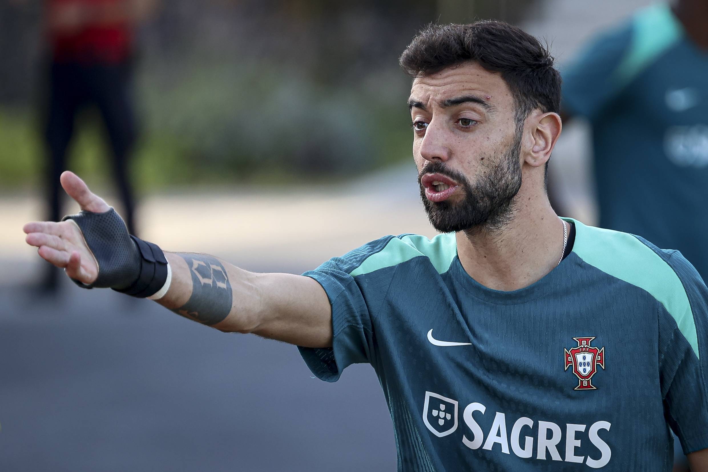 荷兰大名单：范戴克领衔；费耶诺德球员瓦伦特首次入选