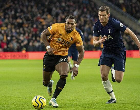 孔萨：凯恩给球队设立标准，那自然而然会激励我们